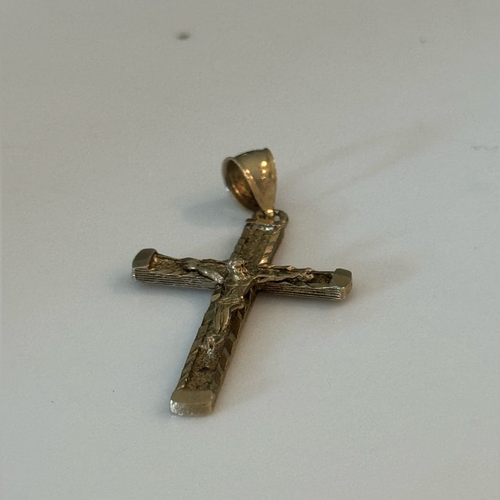 Gold Crucifix Pendant